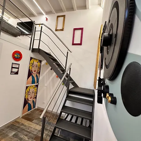 Ca Foscari Pop Naviglio ,2 2 Bagni Apartment *