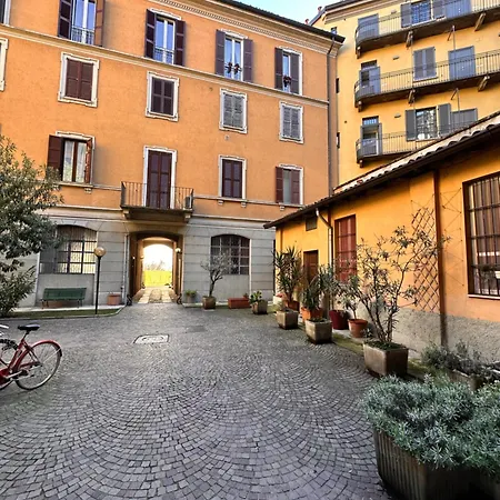 Ca Foscari Pop Naviglio ,2 2 Bagni Apartment